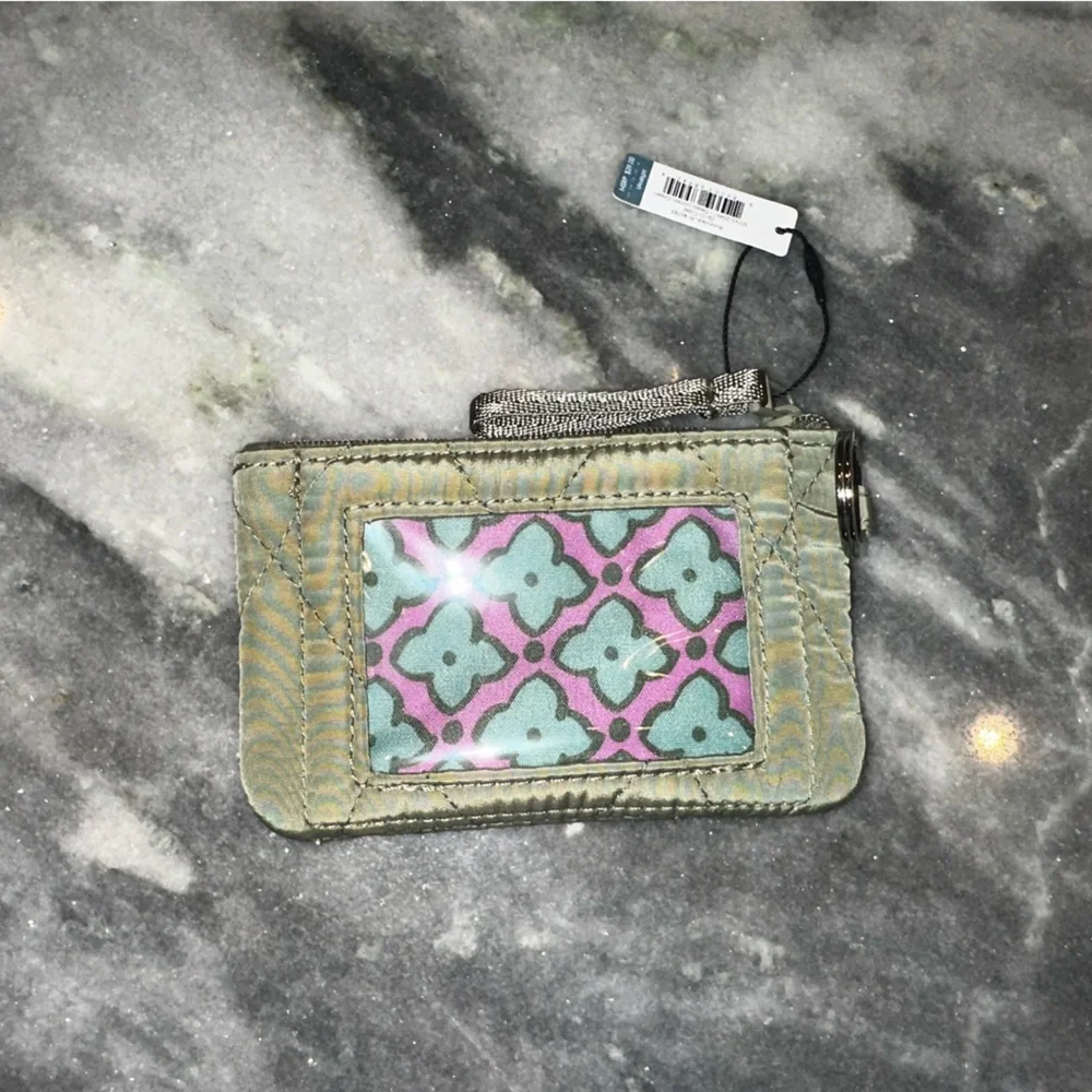 NWT Vera Bradley Olive Green Key Card Holder‎